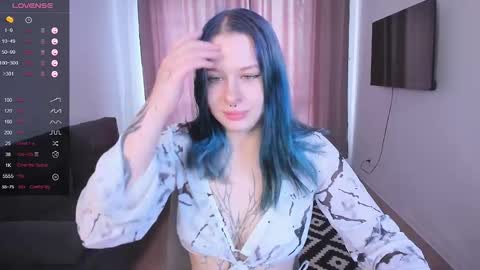 Sue  online show from June 4, 2:10 pm
