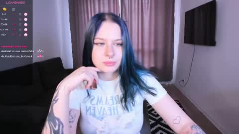  Sue  online show from June 13, 2:36 pm