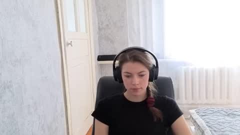 Anny Simpson online show from September 27, 6:20 am