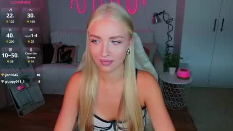 TessaHamilton online show from July 1, 2:49 pm