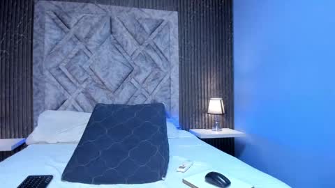 tessalowe online show from September 16, 8:50 pm