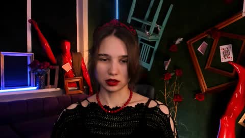 Tessa online show from November 12, 9:18 am