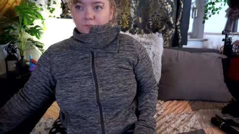 Tessa online show from January 29, 4:30 pm