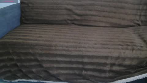 Busty Sandra online show from April 19, 11:10 am