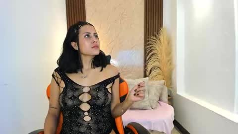 Sweet Thais  online show from September 10, 3:56 pm