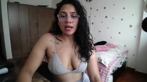    online show from December 18, 6:23 pm