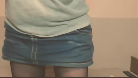 Eva online show from February 7, 11:30 pm