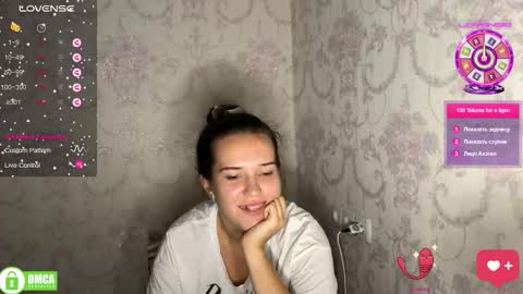 Alice online show from September 25, 8:17 pm