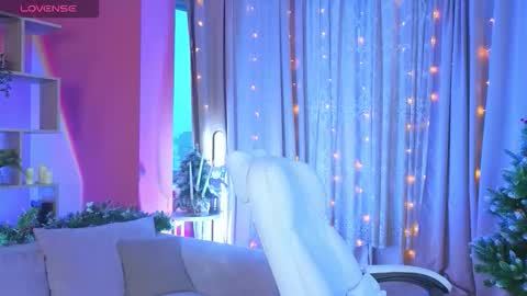 Lucy online show from January 8, 11:47 am