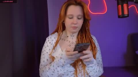 Moon online show from April 7, 11:01 am