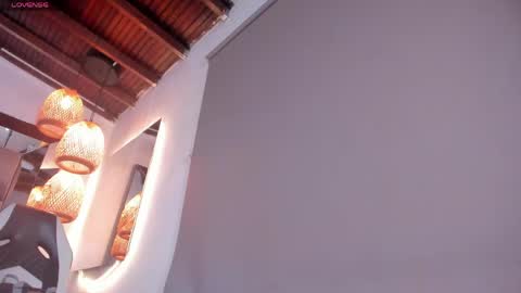 Pamela  online show from April 17, 11:12 am