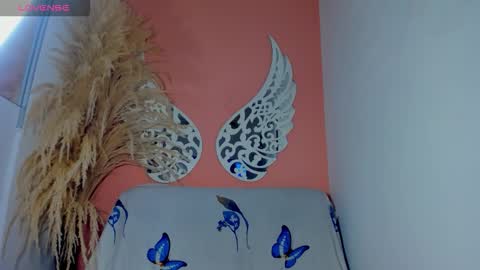 Lexxy online show from October 3, 5:18 pm