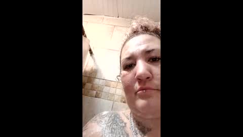 thickandjuicy7612 online show from January 23, 1:19 am