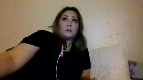 thickassazn93 online show from December 15, 4:40 am