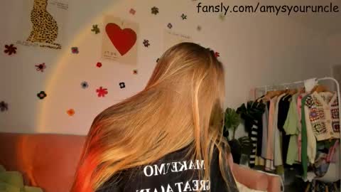 Amelia  shows on mondays fridays and sundays  if anything changes im giving updates on my fansly  online show from January 5, 5:27 pm