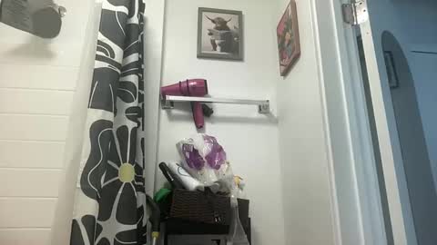 throatyygoat online show from September 29, 5:51 pm