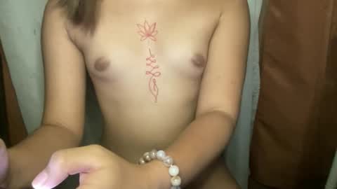 Ms. Tiara online show from April 10, 8:20 am