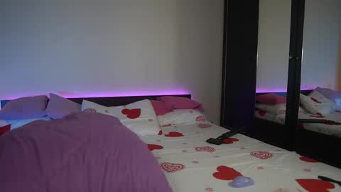 Tiffany online show from February 14, 9:50 pm