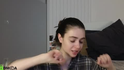 tiffany online show from February 2, 9:23 pm