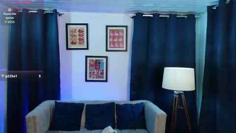 tiffanycherry_ online show from June 14, 11:38 pm