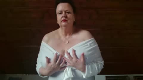 TiffanyMature online show from February 23, 8:36 am