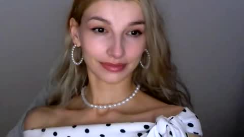 Ask me online show from May 10, 11:18 pm
