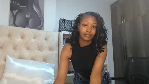 Tilly online show from April 8, 11:34 am