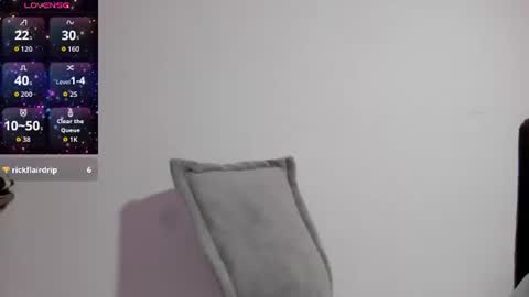 tina_2204 online show from August 2, 12:08 pm