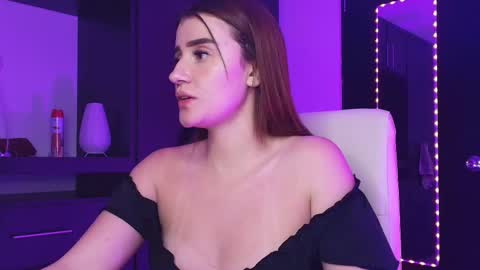 Tina  online show from March 9, 6:16 am