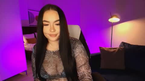 hi im curvy babyface girlie Tina online show from February 18, 8:24 am