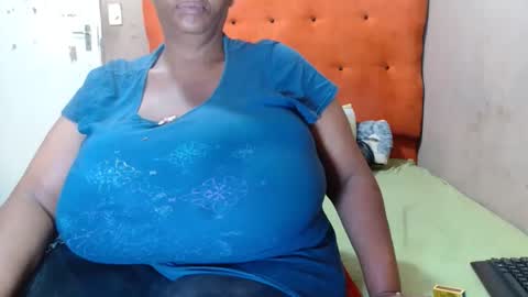 tinagiant online show from November 13, 7:18 am