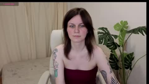 TinaMelt online show from September 21, 5:22 pm