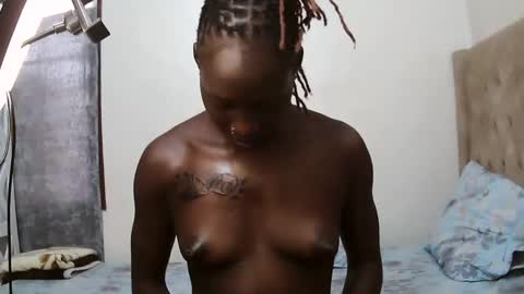 CNN online show from February 12, 10:35 am