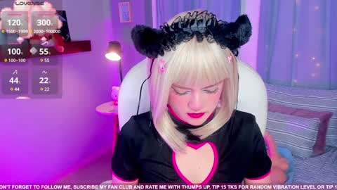 Emmy M online show from January 22, 9:24 am