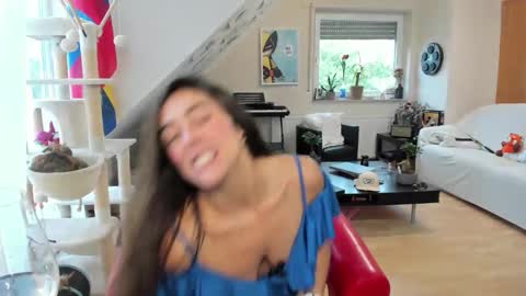 Tiny online show from September 11, 6:25 am