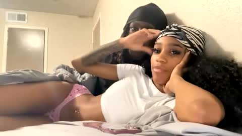 tinyafterdark online show from March 9, 5:32 am