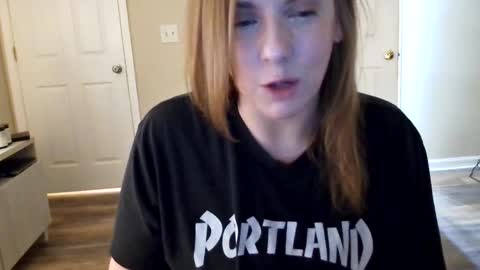 tinywithtiddies online show from February 21, 1:50 am