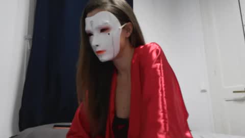 Tinks online show from November 17, 11:16 pm