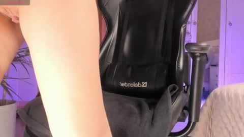 titioneloveee online show from November 17, 4:46 am