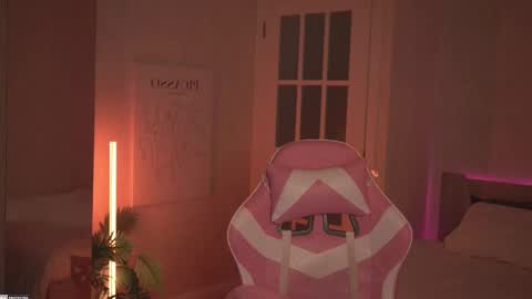 tokyo_n online show from February 20, 11:21 pm