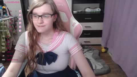 tomato_tease online show from September 19, 7:02 pm