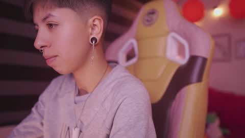 Blue  online show from February 17, 9:54 pm