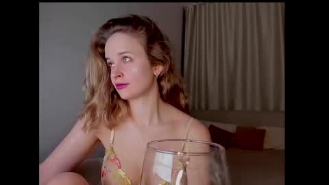 Tony and Alice online show from December 28, 7:43 pm