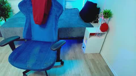 topcranberry online show from October 28, 12:49 am