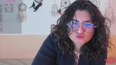 tori_just online show from October 13, 2:42 pm