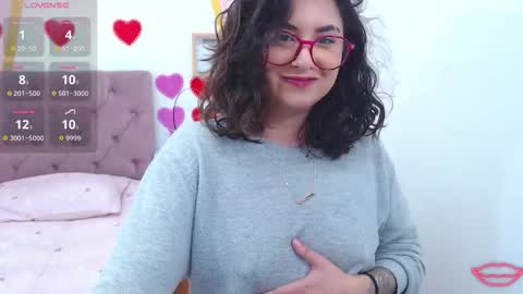 tori_just online show from October 1, 5:07 pm