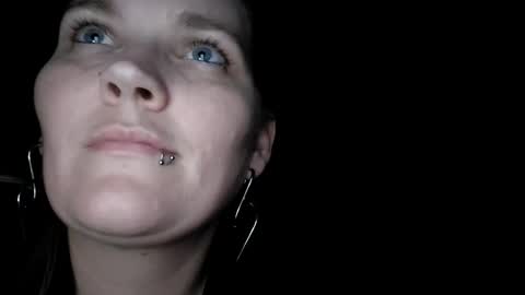 Lilly Miss Mistress Goddess Maam Queen Boss online show from April 28, 4:38 am