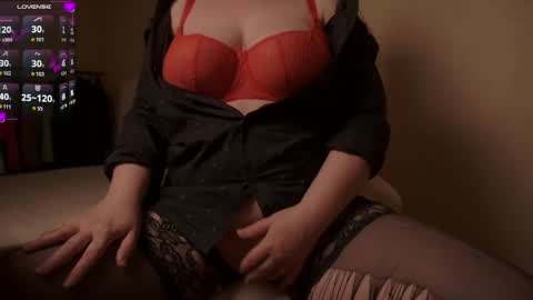 toxiquenude online show from April 22, 8:00 am