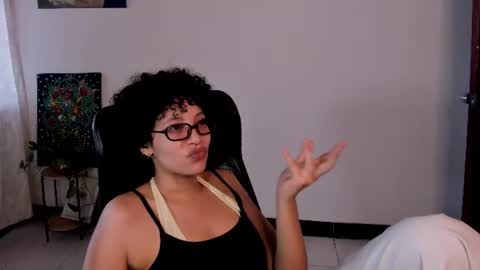 Emily online show from August 6, 9:55 pm