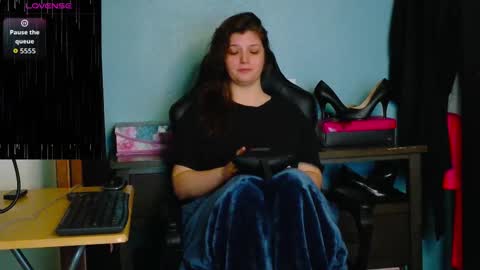 TreeJeanne online show from October 5, 2:05 am